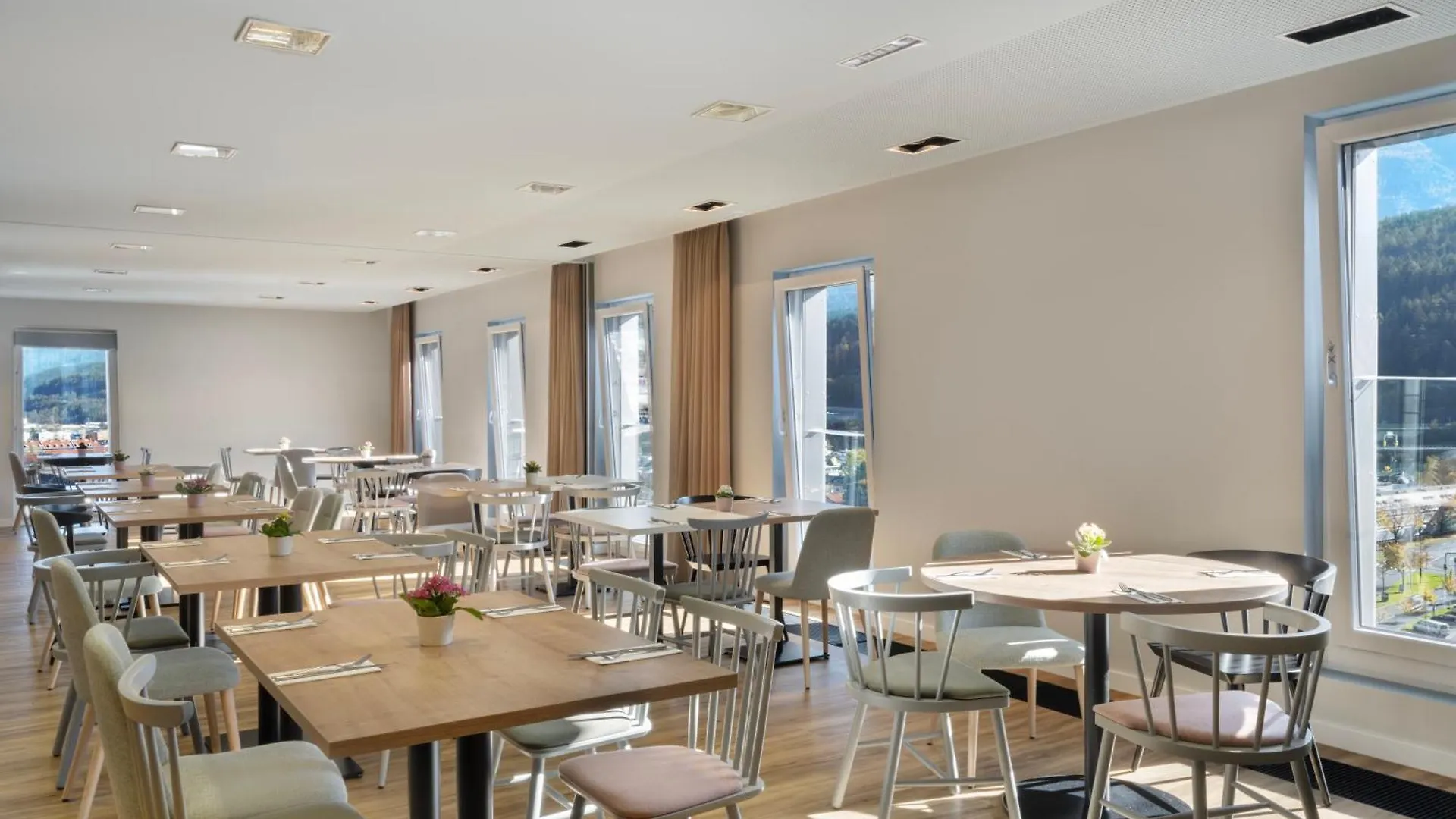 Hilton Garden Inn Innsbruck Tivoli 4*,  Austria